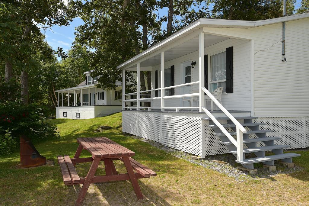 Auberge Sur Mer Charlevoix Сен-Симеон Экстерьер фото